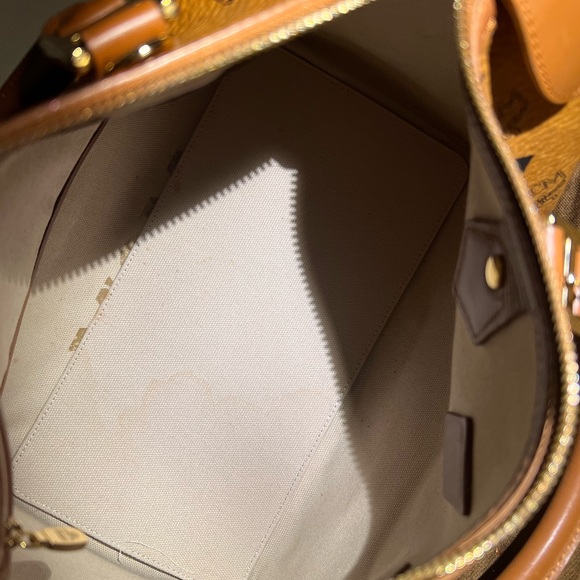 MCM Limited Edition Striped Boston Bag in Cognac Visetos Coated Canvas - Picture 9 of 16